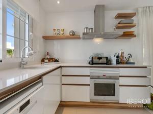 Prodej bytu 3+kk, Urbanización Doña Pepa, Španělsko, 89 m2