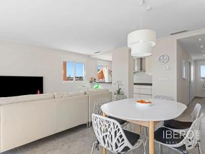 Prodej bytu 4+kk, Villamartín, Španělsko, 96 m2