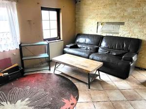 Prodej podílu rodinného domu, Písty, 220 m2