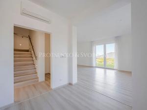 Prodej vícegeneračního domu, Milovice, Lesní, 423 m2