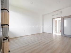 Prodej vícegeneračního domu, Milovice, Lesní, 423 m2