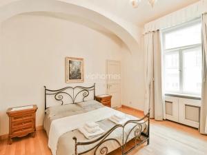 Pronájem bytu 3+kk, Praha - Nové Město, Truhlářská, 125 m2