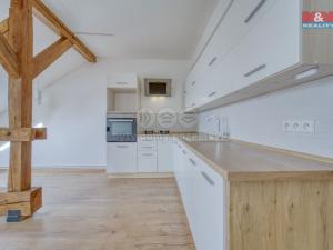Prodej bytu 2+kk, Plzeň - Jižní Předměstí, Chelčického, 64 m2