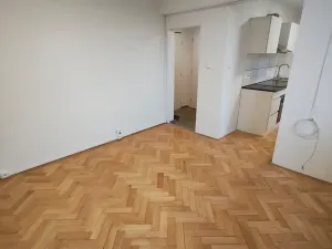 Pronájem bytu 1+1, Kolín, Dělnická, 32 m2