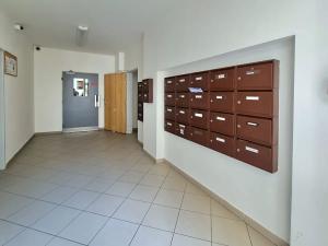 Pronájem bytu 1+kk, Praha - Kunratice, Za valem, 38 m2
