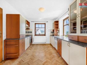 Pronájem rodinného domu, Liberec - Liberec XXX-Vratislavice nad Nisou, Leknínová, 150 m2