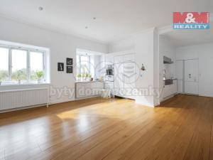 Prodej rodinného domu, Černiv, 320 m2