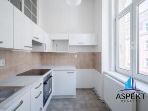 Pronájem bytu 2+1, Praha - Žižkov, Vlkova, 62 m2