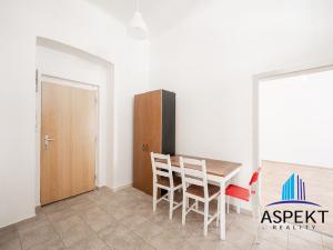 Pronájem bytu 2+1, Praha - Žižkov, Vlkova, 62 m2