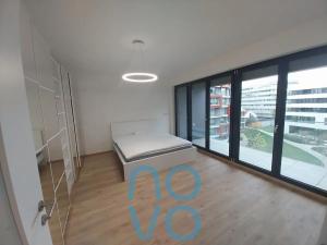 Pronájem bytu 2+kk, Praha - Libeň, Vojenova, 60 m2