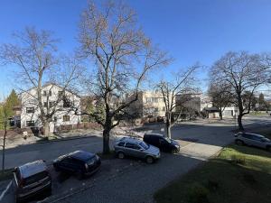 Prodej bytu 3+kk, Praha - Prosek, Letňanská, 77 m2