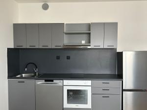 Pronájem bytu 1+kk, Praha - Kbely, Sedlářova, 33 m2