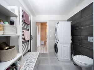 Prodej bytu 2+kk, České Budějovice, O. Nedbala, 59 m2