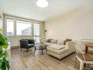 Pronájem bytu 2+kk, Praha - Bohnice, Poznaňská, 47 m2