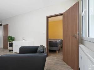 Pronájem bytu 2+kk, Praha - Bohnice, Poznaňská, 47 m2