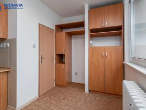 Pronájem bytu 2+1, Olomouc, Nešporova, 53 m2