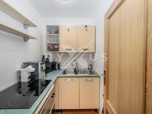 Prodej kanceláře, Praha - Holešovice, Bubenská, 84 m2