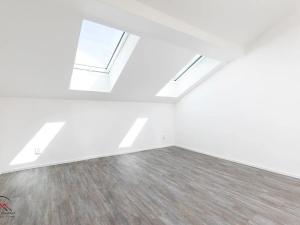 Pronájem bytu 2+kk, Ostrava, Křišťanova, 94 m2