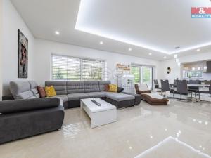 Prodej rodinného domu, Kunice, Do Žlábek, 340 m2