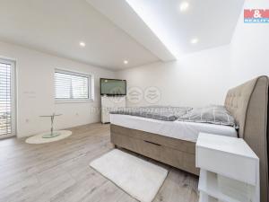 Prodej rodinného domu, Kunice, Do Žlábek, 340 m2