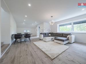 Prodej rodinného domu, Kunice, Do Žlábek, 340 m2