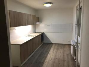 Pronájem bytu 3+kk, Praha - Vysočany, Odlehlá, 74 m2