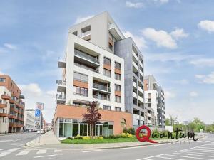 Pronájem bytu 2+kk, Praha - Holešovice, V háji, 56 m2