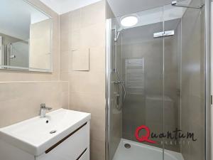 Pronájem bytu 1+kk, Praha - Stodůlky, Bělohlávkova, 36 m2