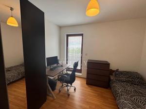 Pronájem bytu 3+1, Praha - Štěrboholy, Andersenova, 68 m2