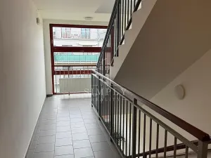 Pronájem bytu 3+1, Praha - Štěrboholy, Andersenova, 68 m2