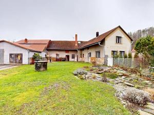 Prodej rodinného domu, Luže, 180 m2