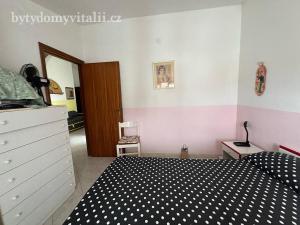 Prodej bytu 3+kk, Scalea, Kalábrie, Itálie, 61 m2