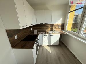 Prodej bytu 2+1, Sázava, Školská, 56 m2