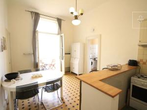 Pronájem bytu 3+1, Praha - Staré Město, Valentinská, 120 m2