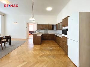 Pronájem bytu 3+kk, Praha - Smíchov, Nádražní, 127 m2