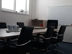 Pronájem kanceláře, Brno, Kaštanová, 181 m2