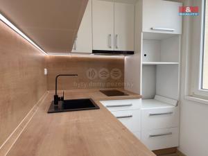 Pronájem bytu 2+1, Louny, Kpt. Nálepky, 65 m2