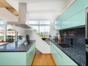 Prodej bytu 3+kk, Praha - Smíchov, Kobrova, 183 m2