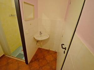 Pronájem bytu 4+kk, Praha - Vinohrady, Polská, 76 m2