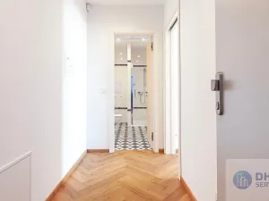 Pronájem bytu 2+kk, Poděbrady, Studentská, 36 m2
