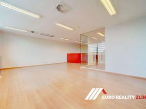 Pronájem kanceláře, Zlín, náměstí Míru, 108 m2