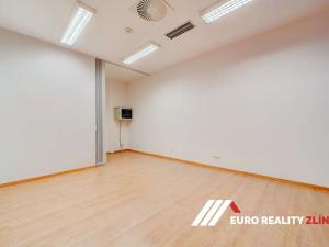 Pronájem kanceláře, Zlín, náměstí Míru, 108 m2