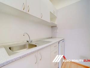 Pronájem kanceláře, Zlín, náměstí Míru, 108 m2