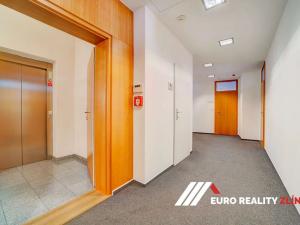 Pronájem kanceláře, Zlín, náměstí Míru, 108 m2