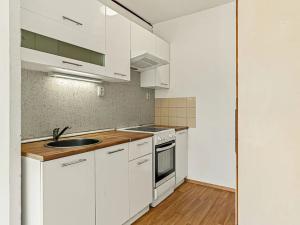 Prodej bytu 2+kk, Praha - Stodůlky, Přecechtělova, 43 m2