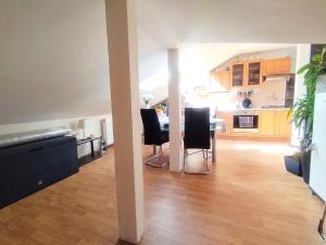 Pronájem bytu 2+kk, Ostrava, Parcelní, 75 m2