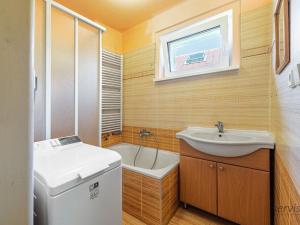 Prodej rodinného domu, Louňovice pod Blaníkem, Fortna, 190 m2