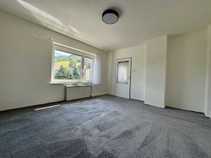 Prodej bytu 3+1, Česká Ves, Jánského, 85 m2