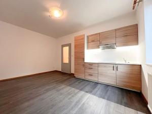 Pronájem bytu 1+kk, Humpolec, Dolní náměstí, 29 m2