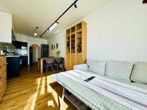 Pronájem bytu 2+kk, Praha - Střížkov, Střížkovská, 50 m2